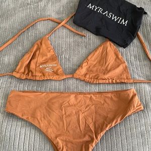 Myra swim set M top L bottom